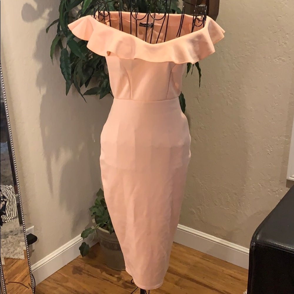 Boohoo blush pencil off shoulder dress - Picture 4 of 8